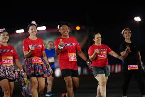 BIB: 28722, 84224, 8422, 84223, 28782
                            <button type="button" onclick="openModal(23151260)" class="btn btn-primary btn-sm float-right btn-popup" data-toggle="modal" data-target=".modal-high-quality">
                        <i class="fas fa-shopping-cart"></i> Add to Cart
                    </button>
                                            <button type="button" onclick="isThisMe(23151260, true)" class="btn btn-success btn-sm float-right btn-popup btn-isme hidden" data-toggle="tooltip" data-placement="bottom" title="นี่คือรูปของคุณใช่ไหม คลิกที่นี่เพื่อเอาเข้าอัลบั้ม">
                        <i class="fas fa-plus"></i> Add to album
                    </button>
                    <button type="button" onclick="isThisMe(23151260, false)" class="btn btn-warning btn-sm float-right btn-popup btn-isnotme hidden">
                        <i class="fas fa-ban"></i> Remove from album
                    </button>